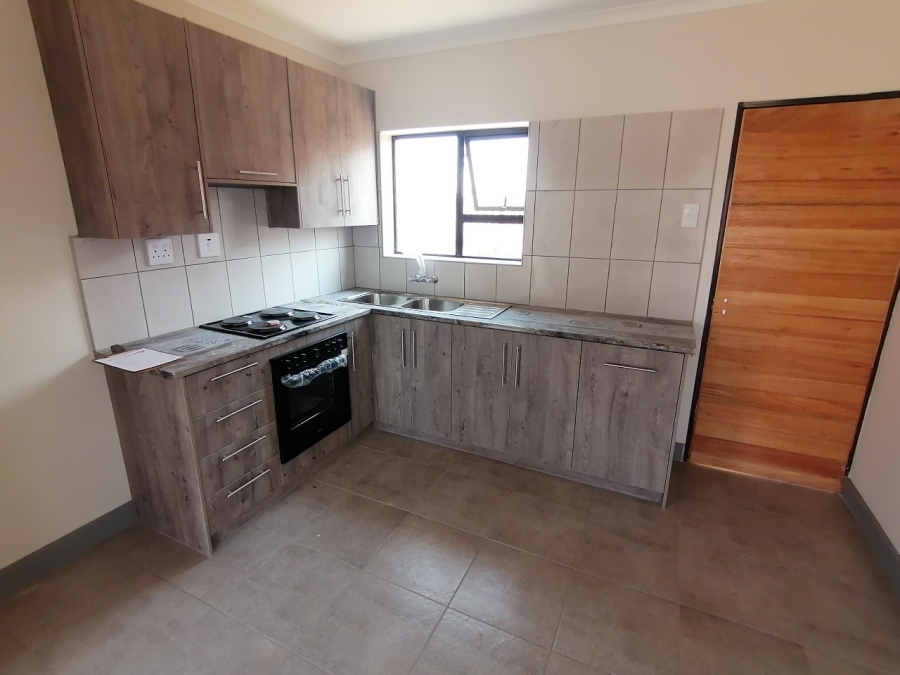 2 Bedroom Property for Sale in Heidedal Free State